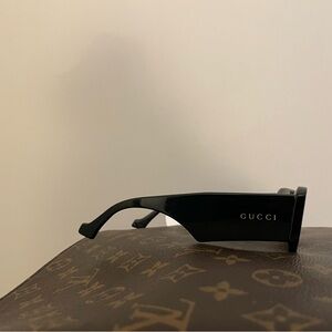 Gucci Black Sunglasses